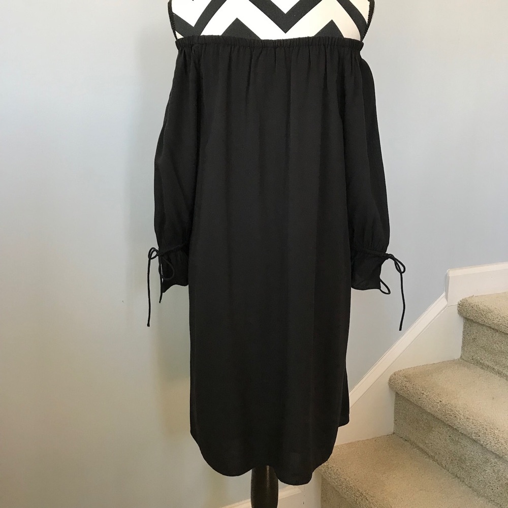 💙XS LEFT💙LOFT Off the Shoulder Dress - Picture 5 of 6